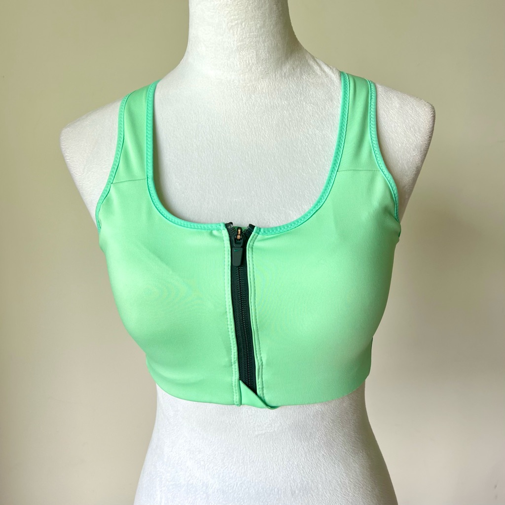 Nike Dri-Fit High Support Impact Zippered Front Sports Brasz. Medium